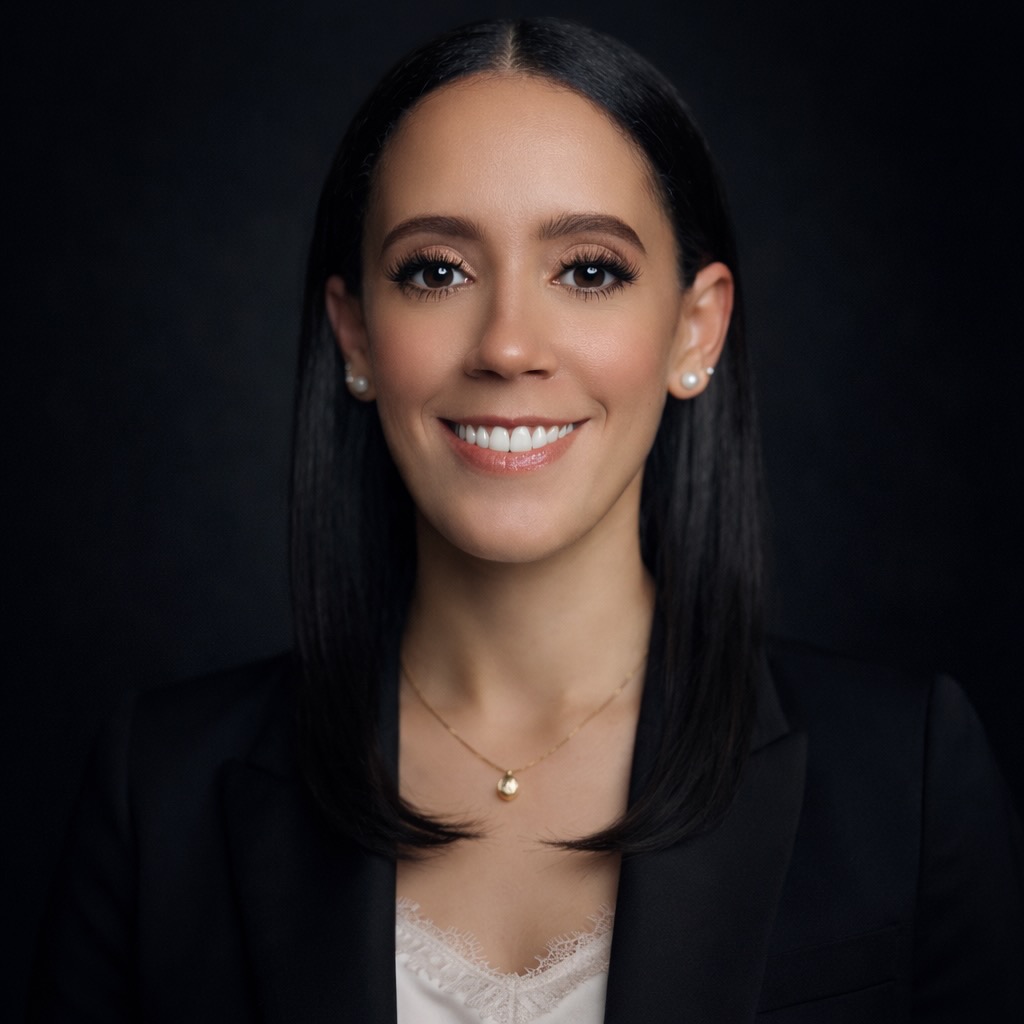 Gloria Grullon, Florida real estate transaction coordinator and founder of MRFL Transactions